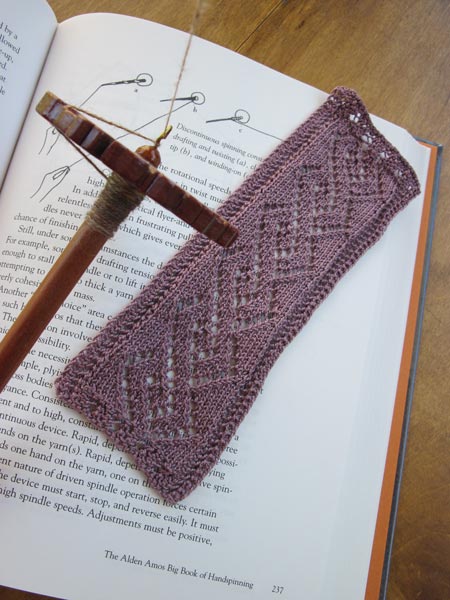Lace Cable Bookmark