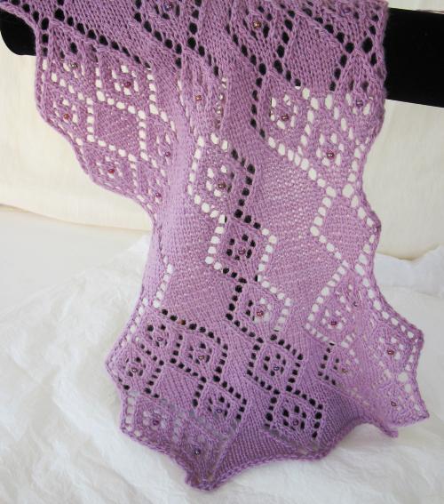 Links of Diamonds Scarf